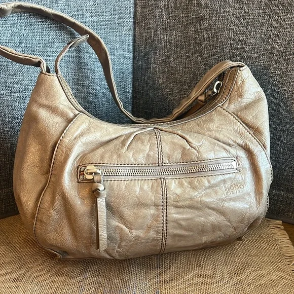 Hobo Shoulder Bag - Picture 5 of 16